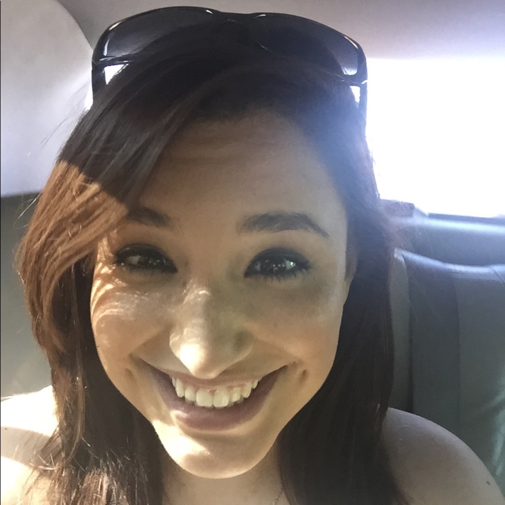 Meet your Posher, Carolyn